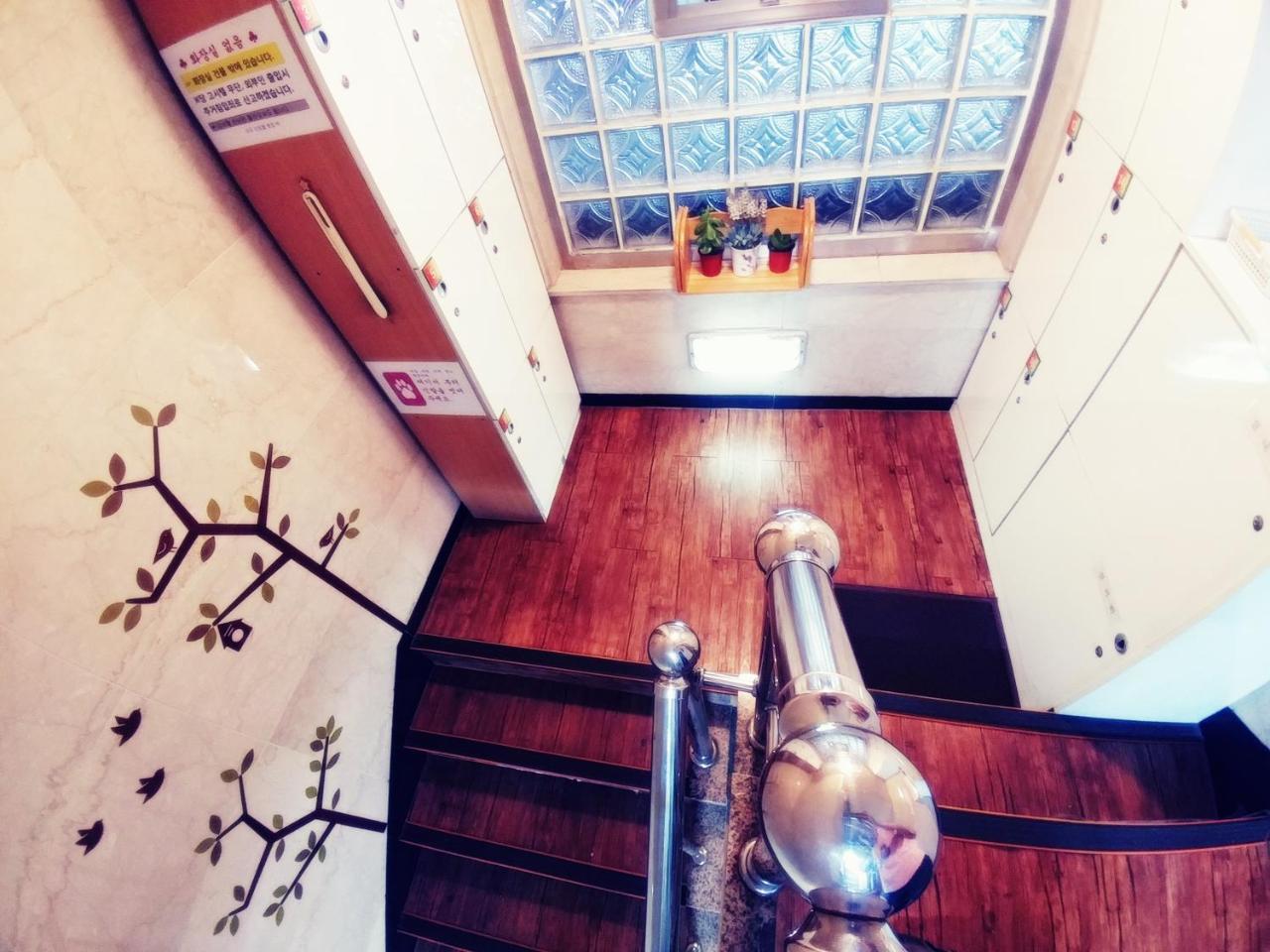 Easylivingtel Hotel Сеул Екстериор снимка